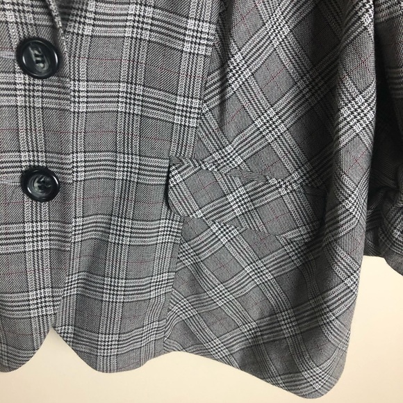 SOLD Torrid Gray Plaid Blazer - Picture 3 of 10